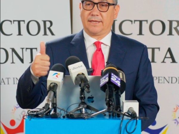 Victor Ponta, candidat la Președinția României: Sprijin pentru profesori, susținut de Eugen Teodorovici